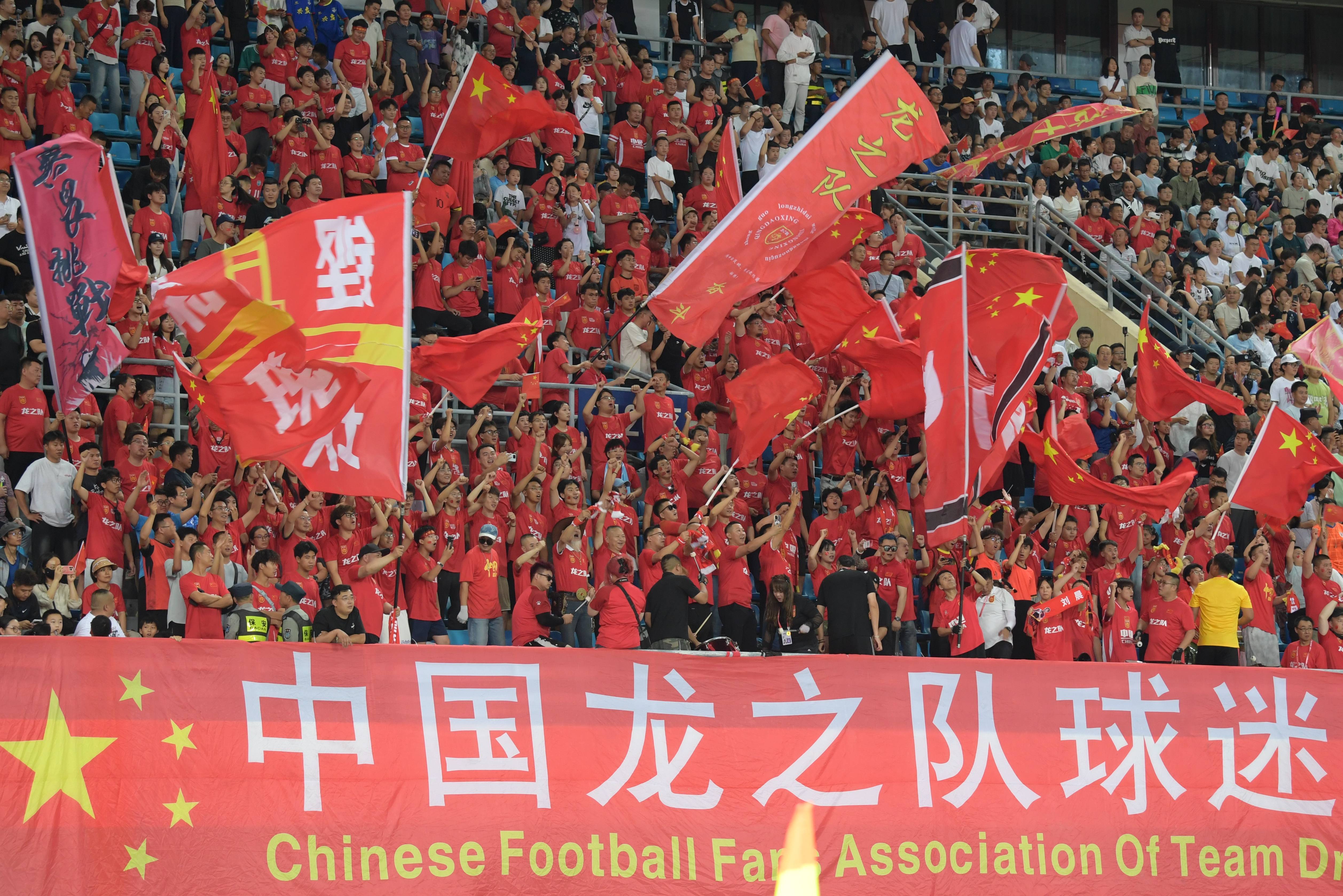 体育盛事报道，女足选手实力出众