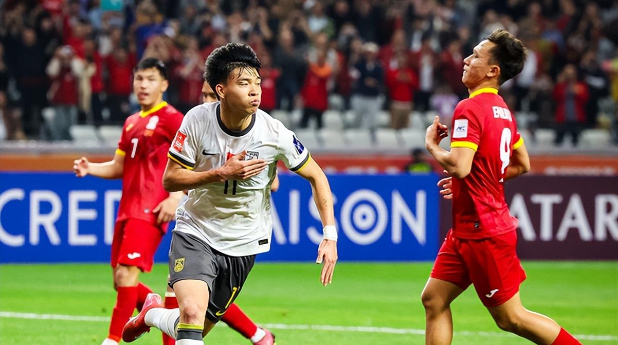 中国青年球员在国内锦标赛中崭露头角 中国青年球员在国内锦标赛中崭露头角