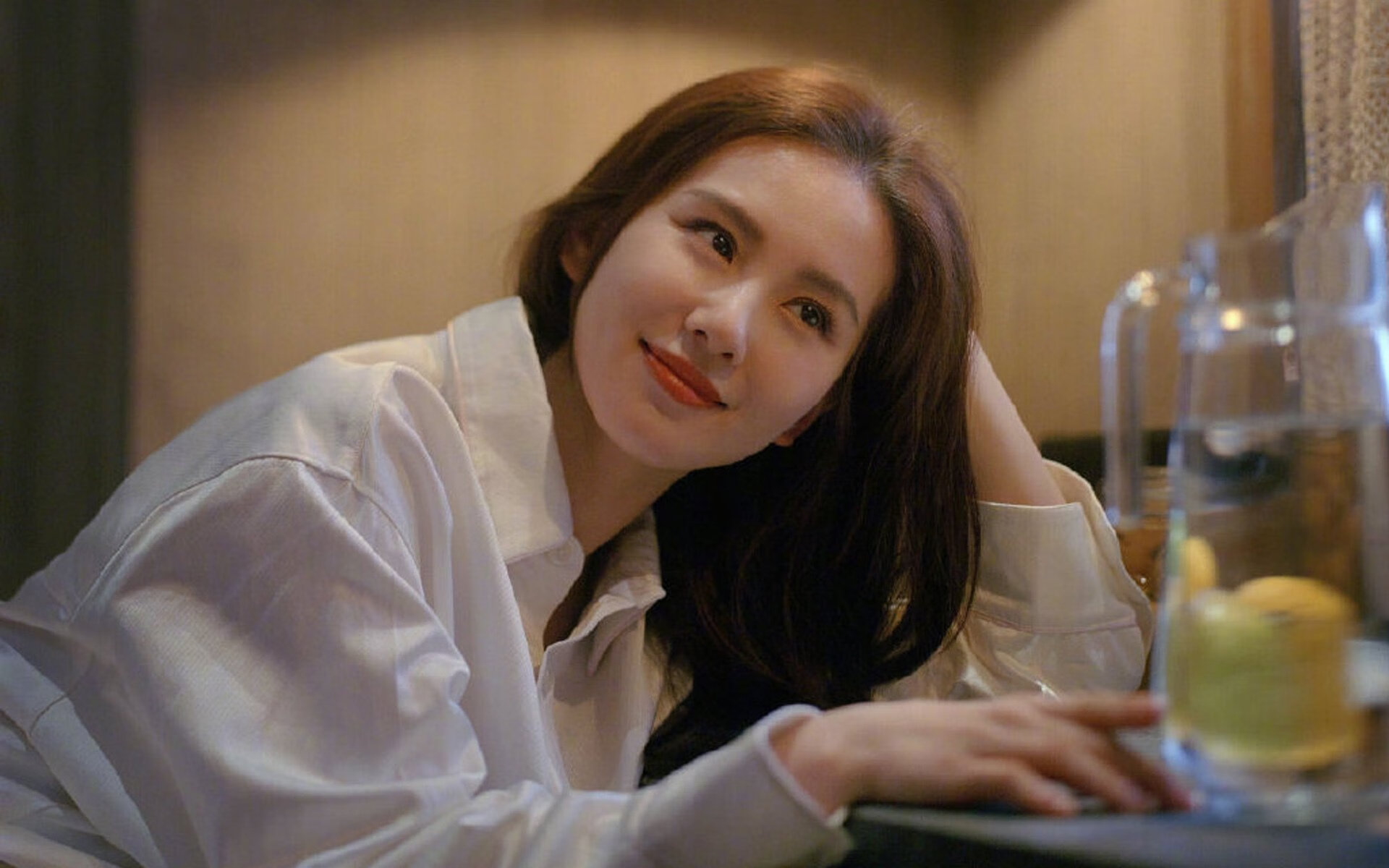 横跨大洋的篮球回响，当独行侠掀翻辽宁，库里在季后赛按下统治键