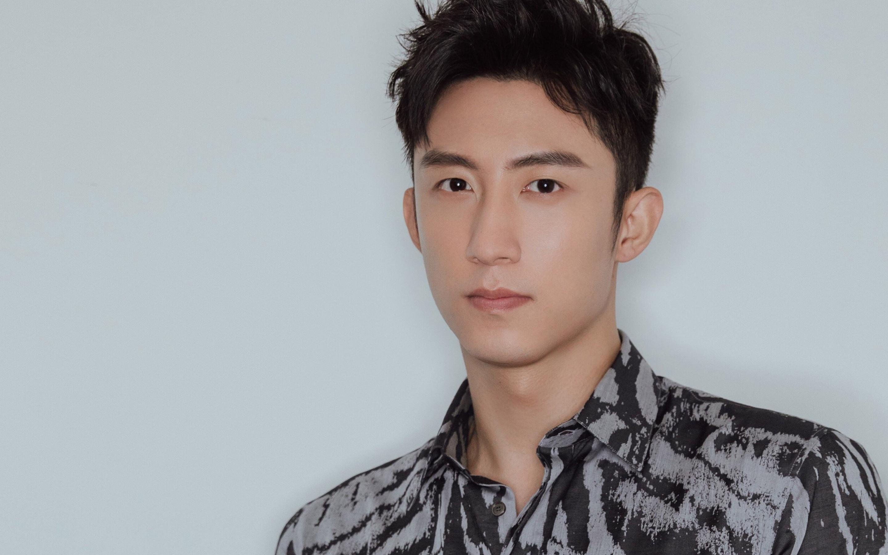 极限之夜，从巴林赛道到篮球圣殿，人类如何定义自己的关键时刻