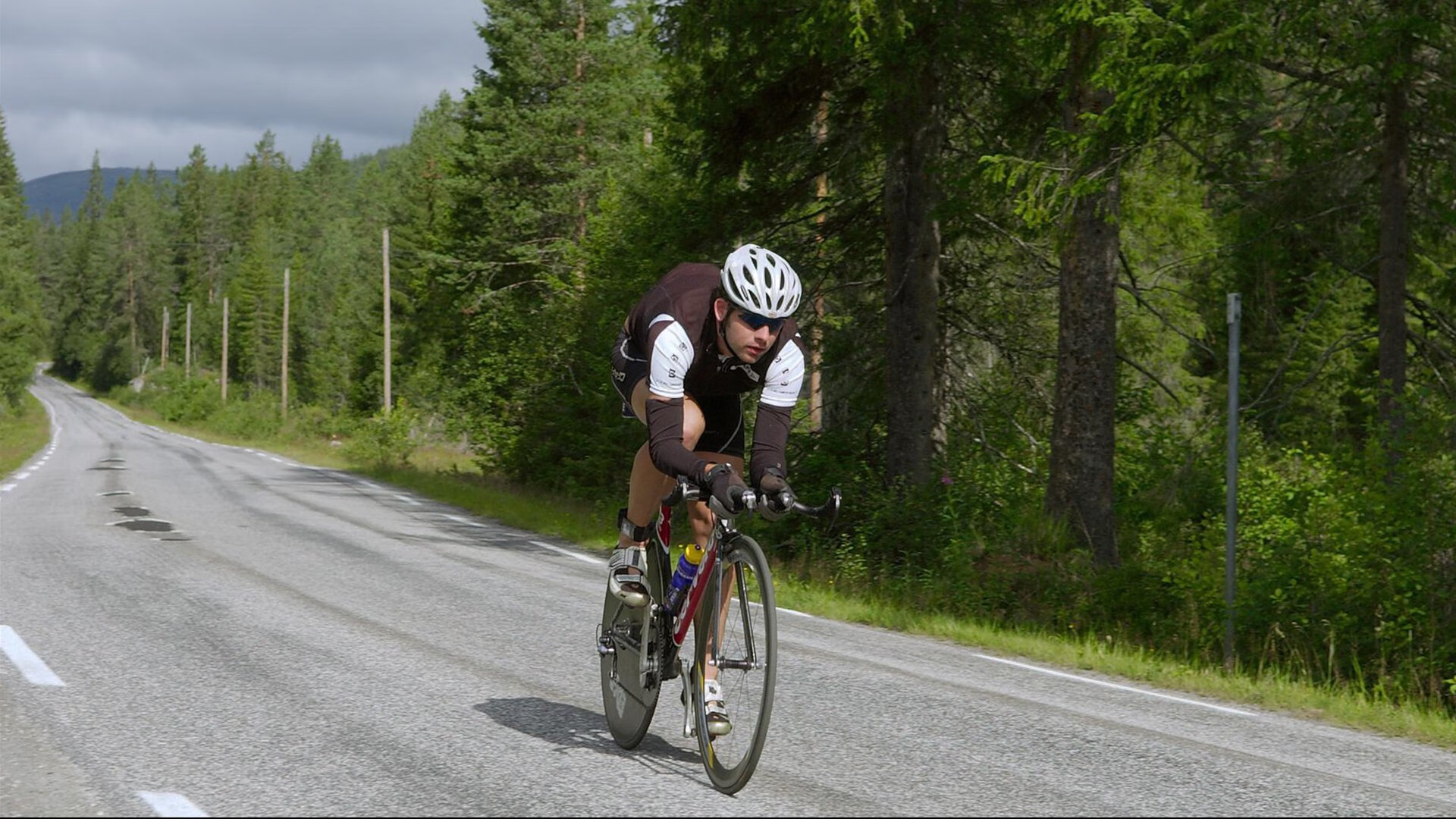 欧冠生死战焦点，曼城击溃国际米兰，铸就三冠王伟业