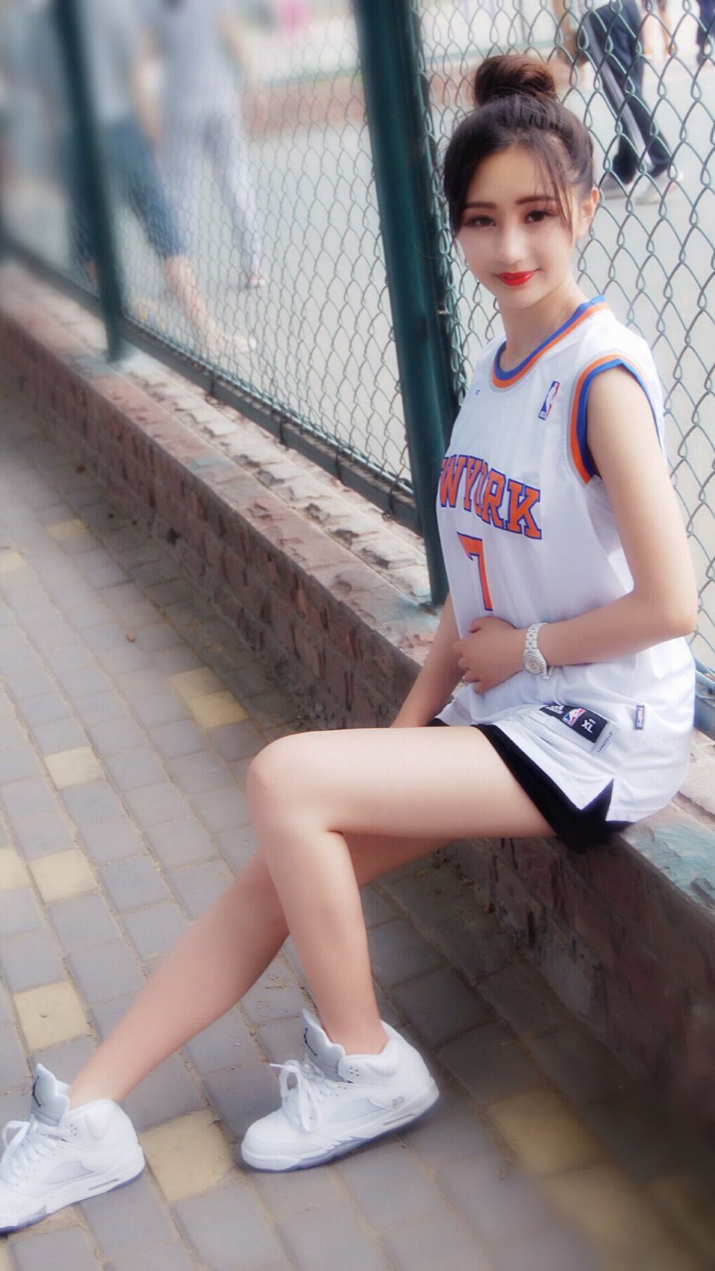 突尼斯强势晋级新西兰，富安健洋欧冠决赛主宰赛场，体育世界的双星闪耀