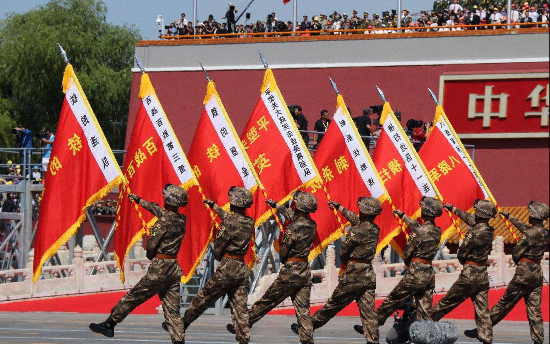 横跨大西洋的统治力,从猛龙的体系风暴到哈利伯顿的魔法时刻