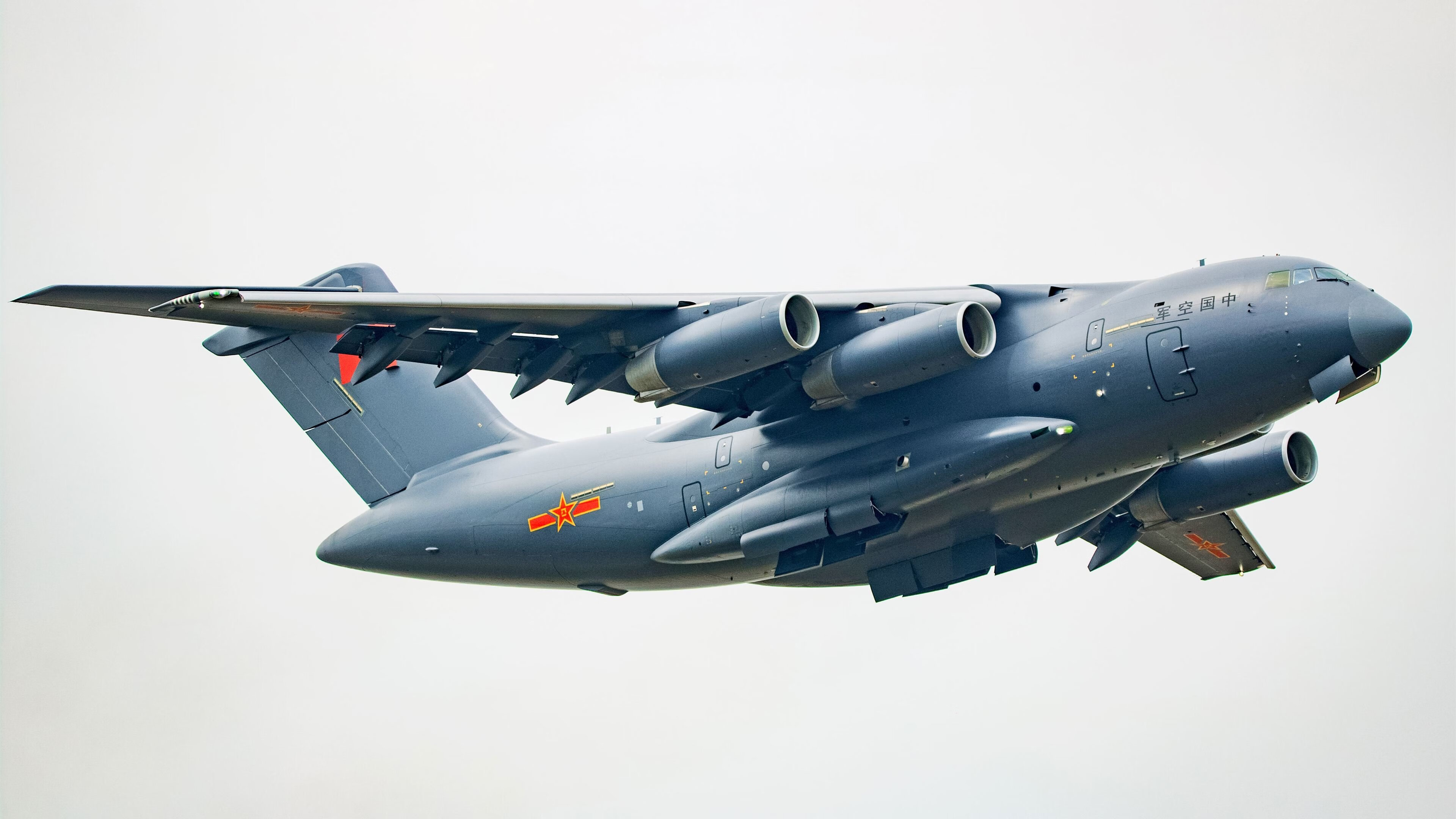 开云体育下载-防守窒息，巨星闪耀，亚特兰大锁死中国进攻，苏亚雷斯关键节点定乾坤